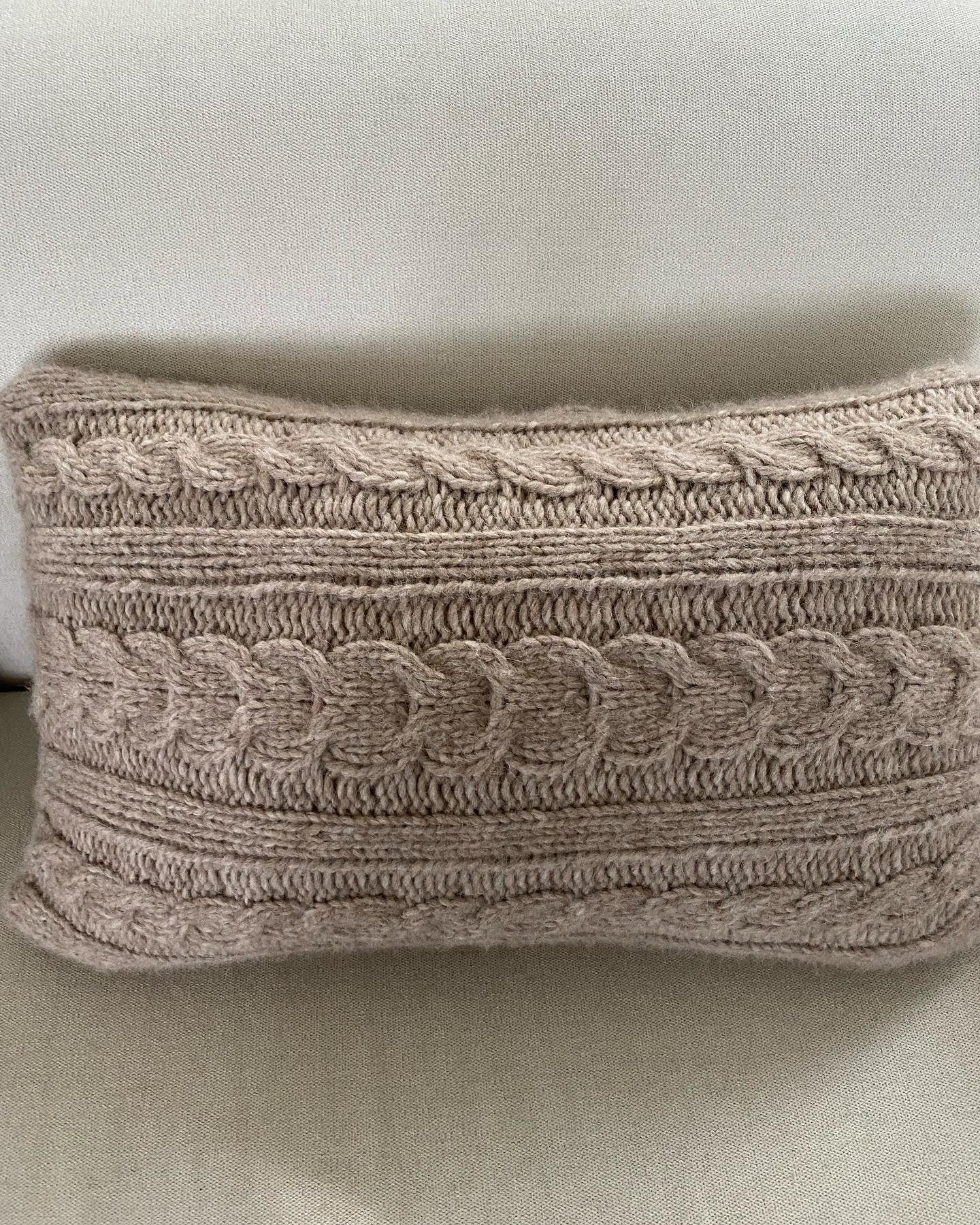 KIT FOR "CUSHION B"